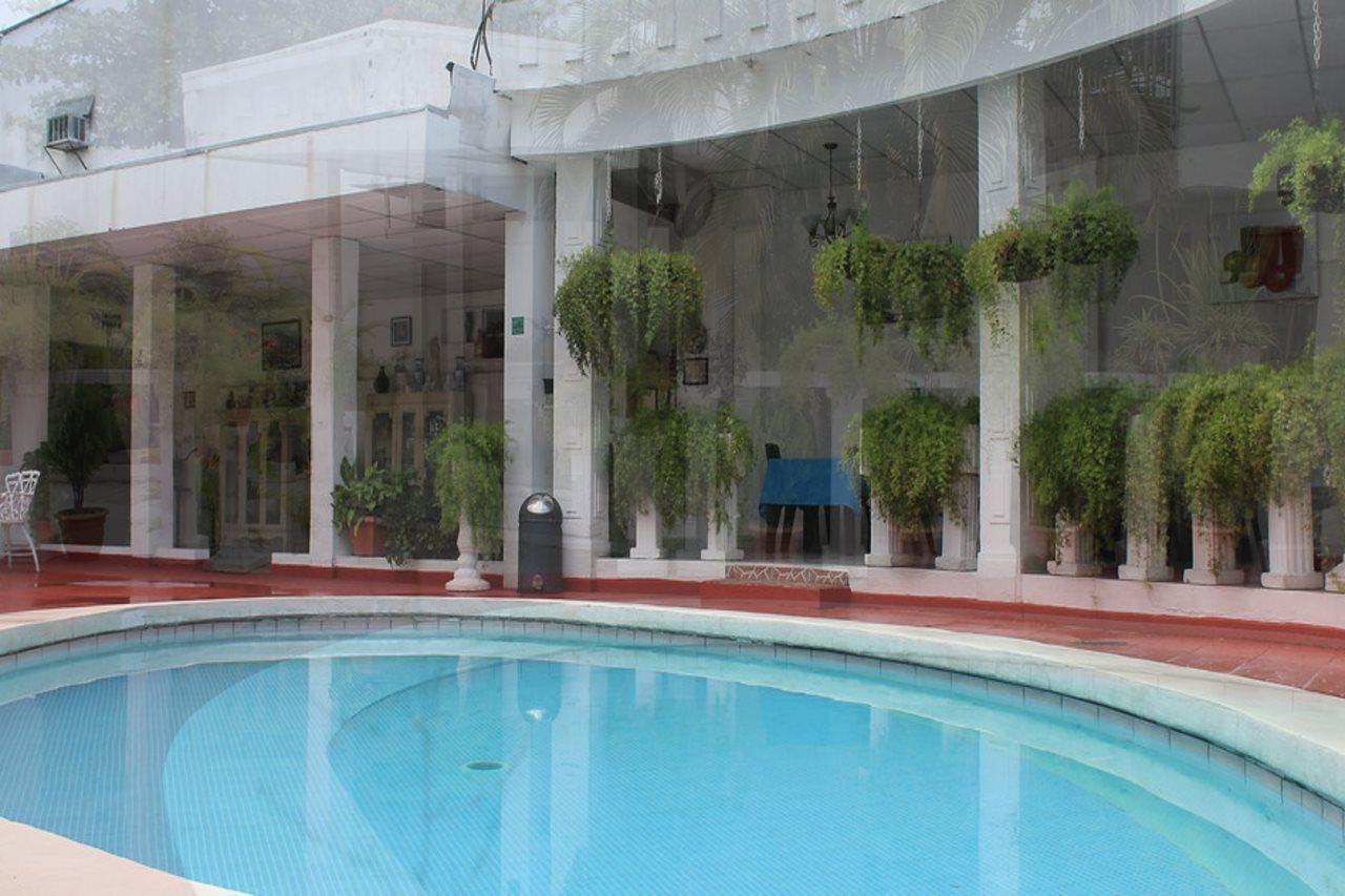 Hotel Grecia Real San Salvador Bagian luar foto