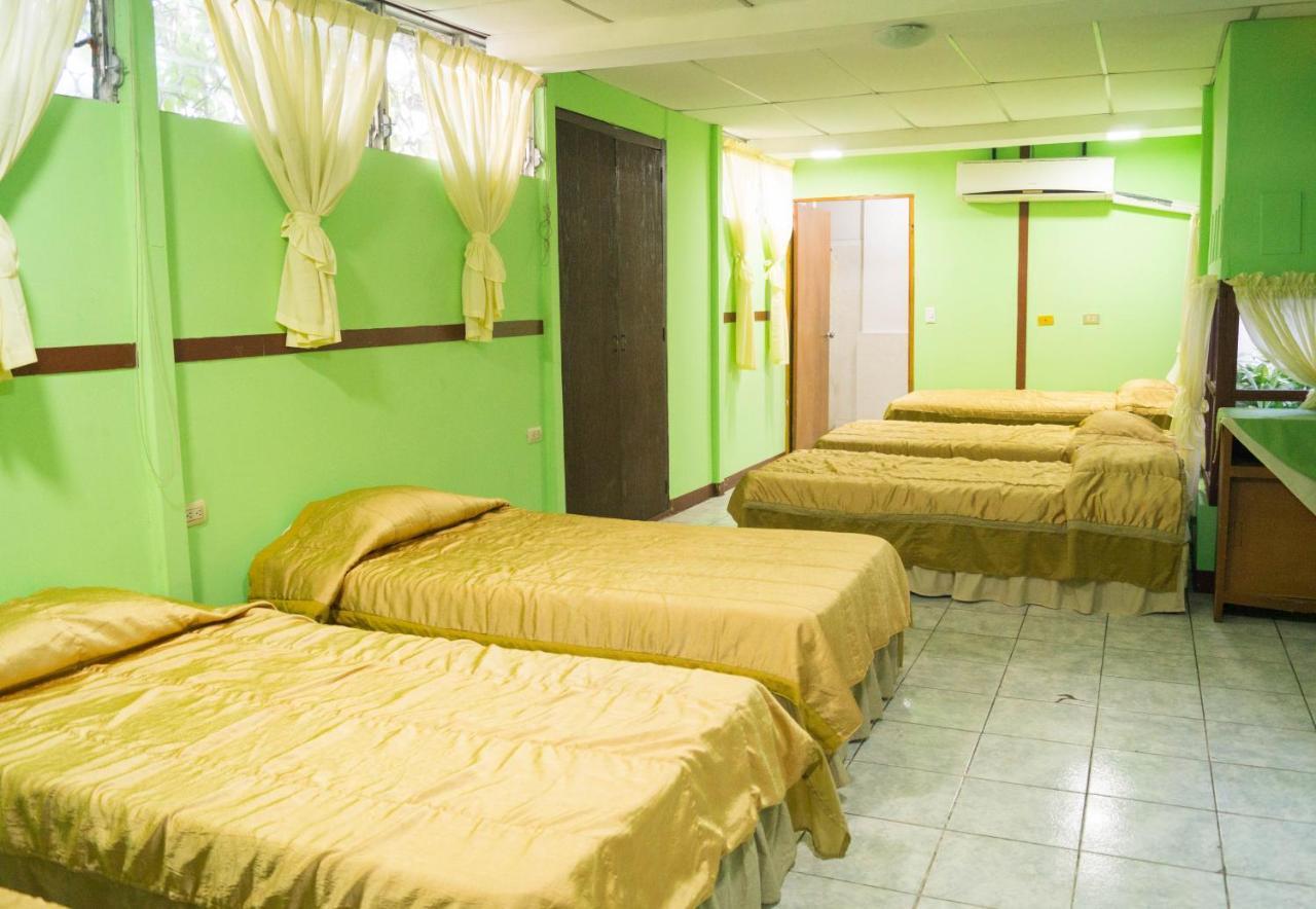 Hotel Grecia Real San Salvador Bagian luar foto