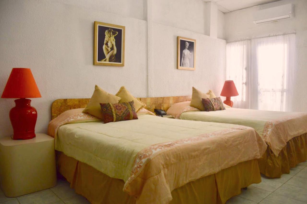 Hotel Grecia Real San Salvador Bagian luar foto