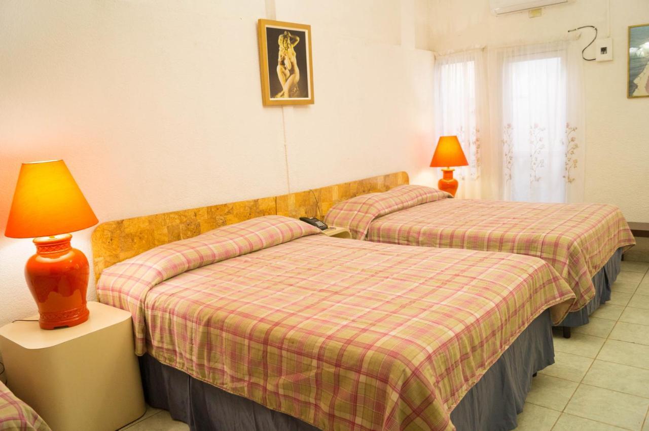 Hotel Grecia Real San Salvador Bagian luar foto